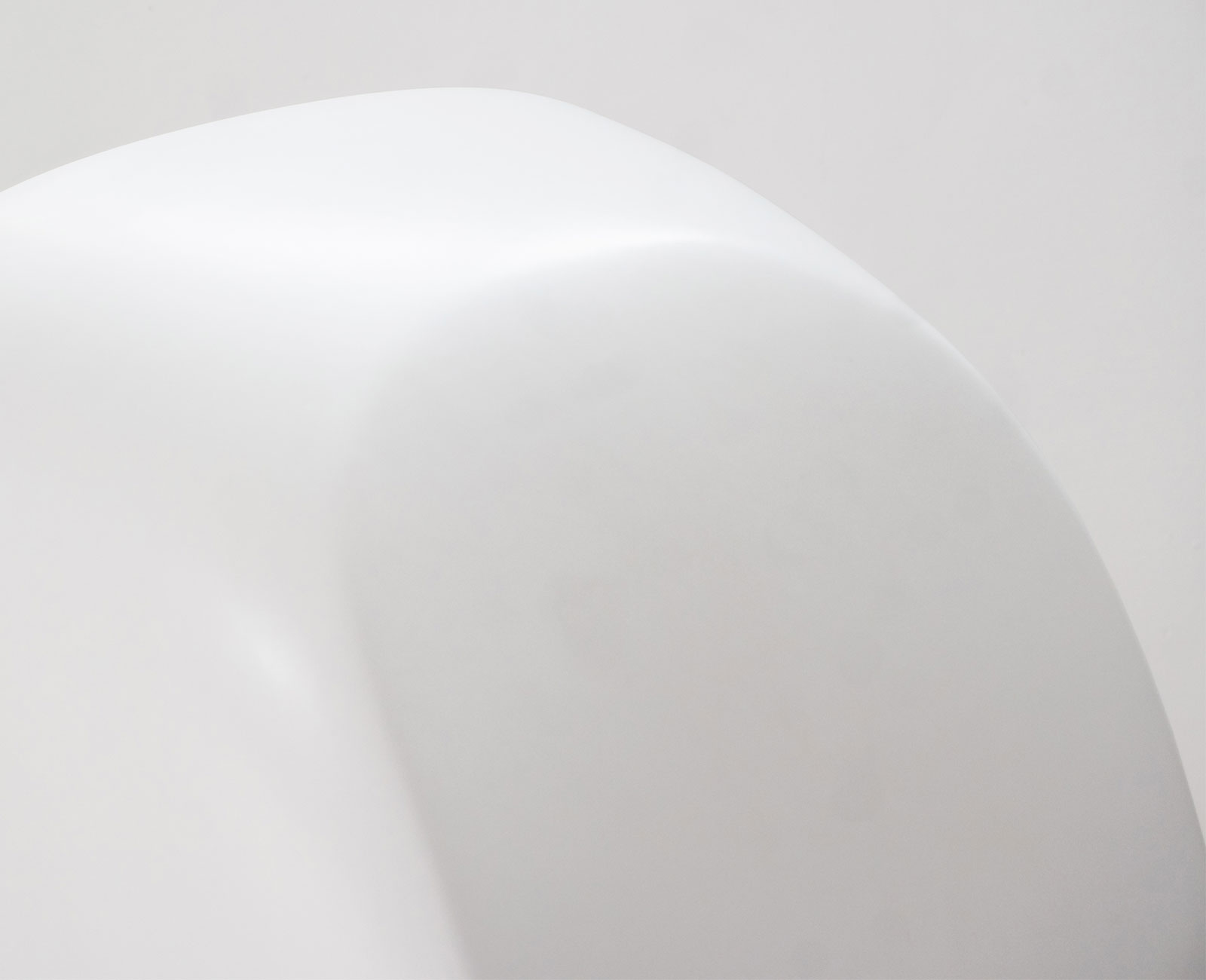 Next ceramic white sanitaryware detail